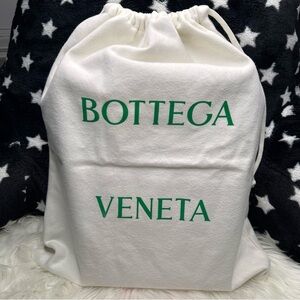 BOTTEGA VENETA Dust Bag - 16” x 19”